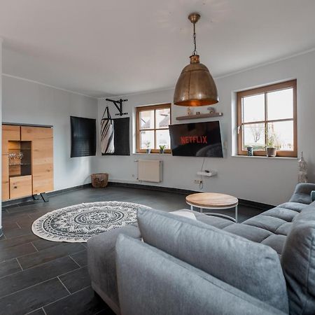 Erholung In Der Natur In Moselnaehe, King Size Bett, Netflix, Waschmaschine, Trockner Bengel Exterior foto