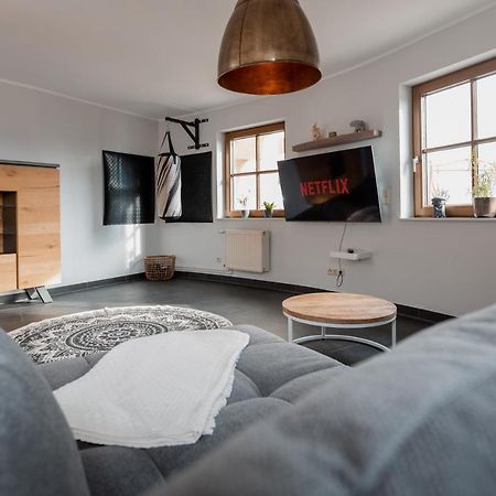Erholung In Der Natur In Moselnaehe, King Size Bett, Netflix, Waschmaschine, Trockner Bengel Exterior foto