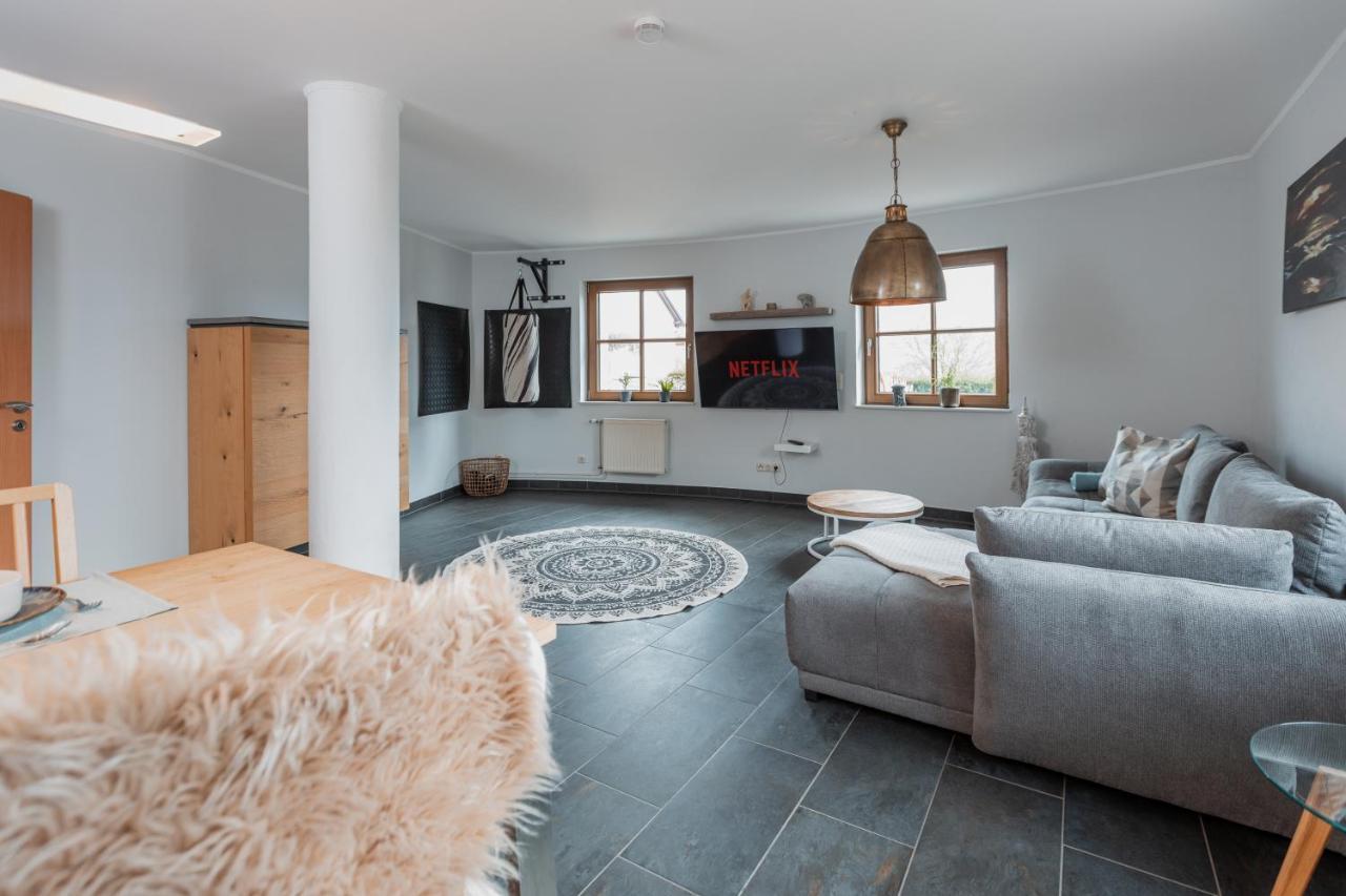 Erholung In Der Natur In Moselnaehe, King Size Bett, Netflix, Waschmaschine, Trockner Bengel Exterior foto